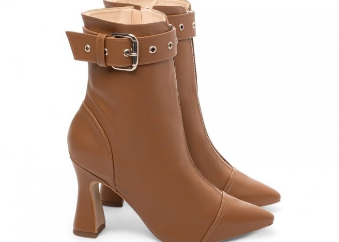 Bota Bico Fino Cano Médio Caramelo Salto 9cm AVS 43.003C