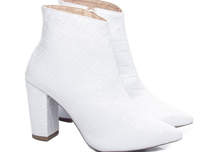 Bota Feminina Bico Branca Salto Alto Cano Baixo AVS 50B-D