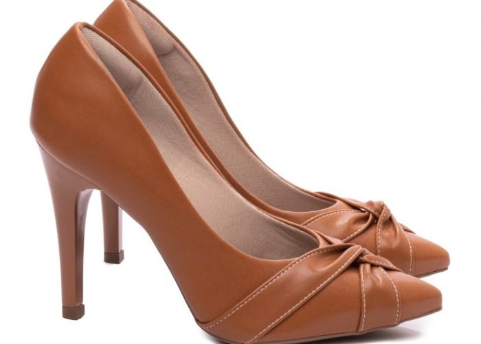 Sapato Scarpin Bico Fino Caramelo Salto Torricella AVS 9200-113B