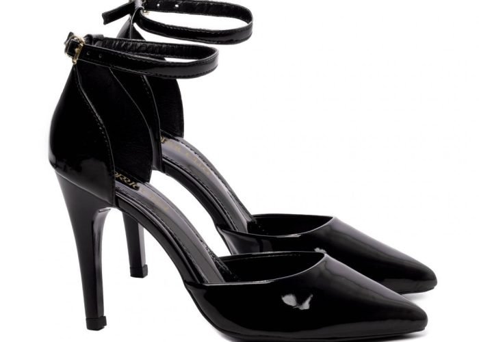 Sapato Scarpin Bico Fino Preto Salto Alto Torricella AVS 9200-117A